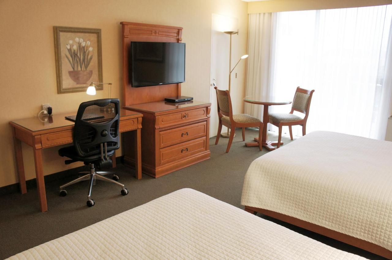 Hotel Castel Granby Bagian luar foto