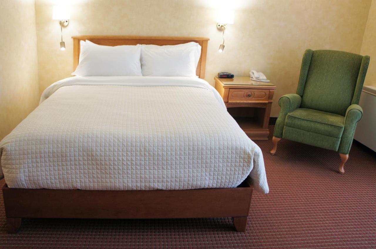 Hotel Castel Granby Bagian luar foto